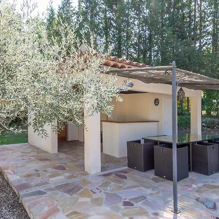 Holiday home Les Pins *