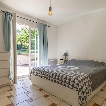 Holiday home Les Pins Callas
